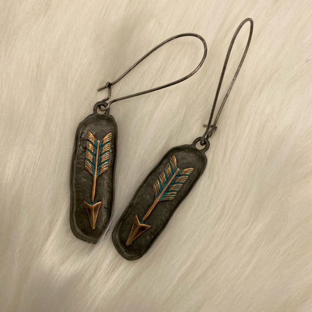 Metal Dangle Arrow Earrings - Picture 2 of 2